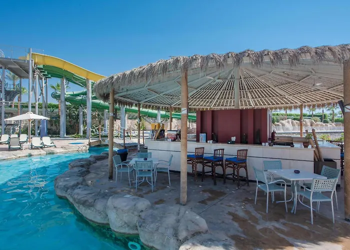 Reef Oasis Aqua Park Üdülőközpont 4*