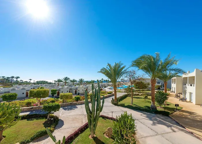 Reef Oasis Aqua Park 4*